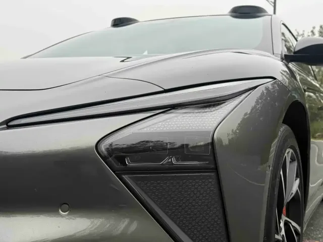 IM Motors L7 — Фото автомобиля 4
