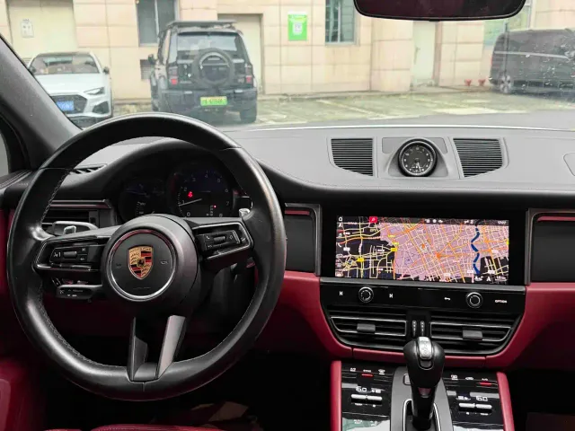 Porsche Macan 2024 Macan 2.0T — Фото автомобиля 10