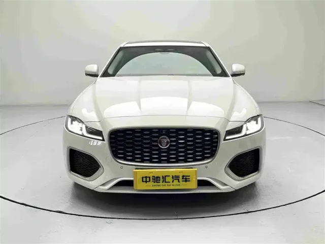 Jaguar Jaguar XFL 2022 XFL 2.0T P250 2WD Premium Luxury — Фото автомобиля 2
