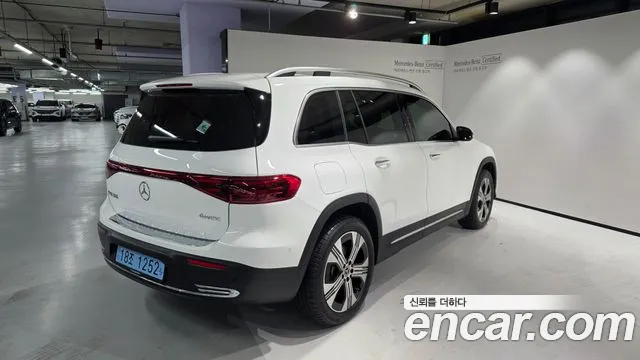 Mercedes-Benz EQB X243 — Фото автомобиля 4