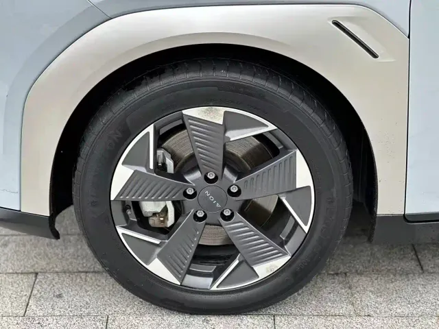 GAC Aion Y — Фото автомобиля 16