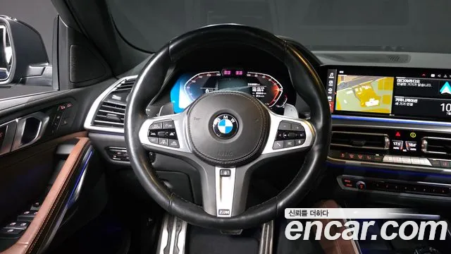 BMW X6 — Фото автомобиля 12