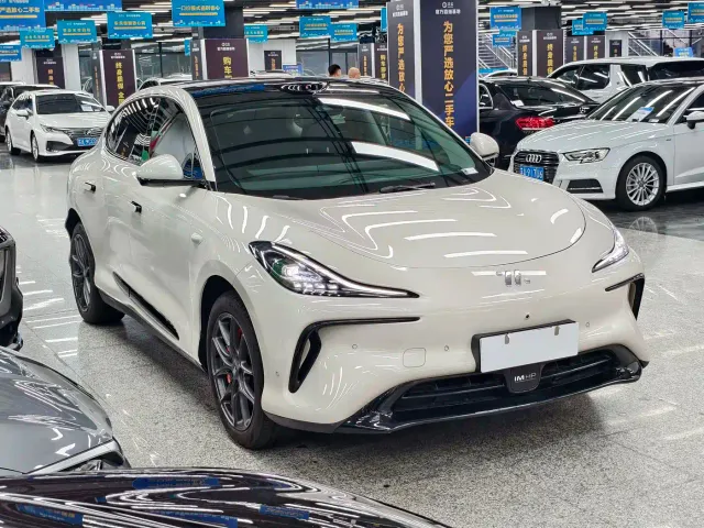 IM Motors LS6 — Фото автомобиля 3