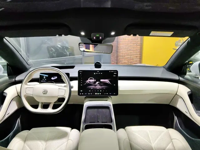 Nio ET5 — Фото автомобиля 12
