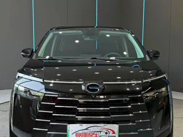 GAC Trumpchi E8 — Фото автомобиля 2