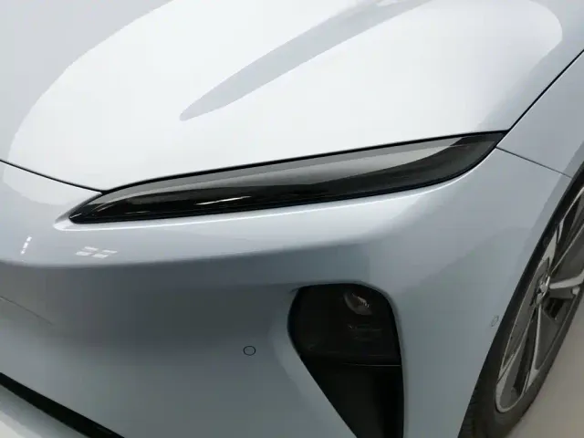 Nio ET5 Touring — Фото автомобиля 7
