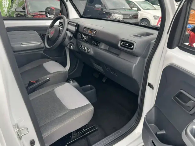 Wuling Zhiguang NEV — Фото автомобиля 19