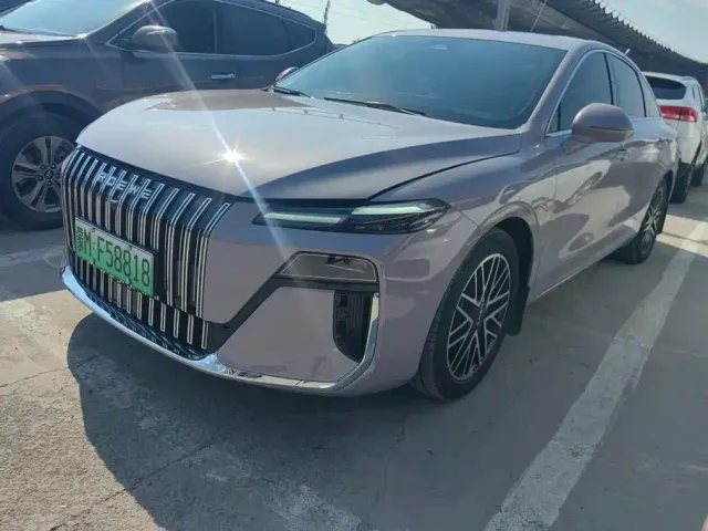 Фотография автомобиля — Roewe M7 DMH