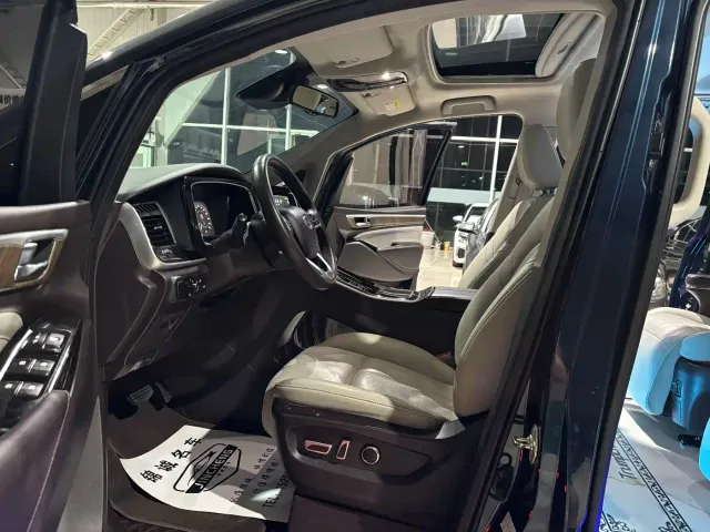 GAC Trumpchi M8 — Фото автомобиля 8