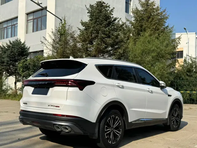 Jetour X70 Plus — Фото автомобиля 5