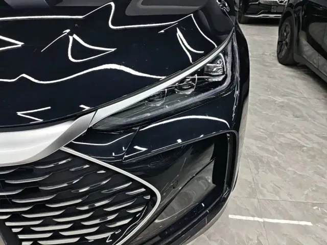 BYD Tang — Фото автомобиля 23