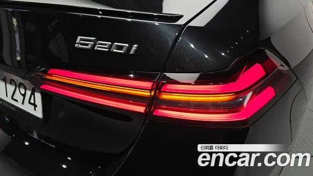 BMW 5-Series — Фото автомобиля 20