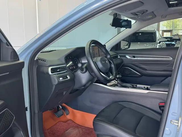 Geely Emgrand — Фото автомобиля 4