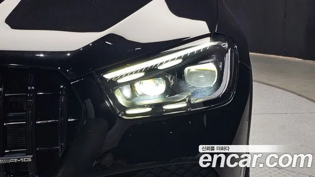 Mercedes-Benz GLE-Class — Фото автомобиля 21