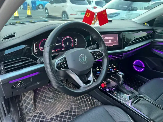 Volkswagen Passat — Фото автомобиля 9