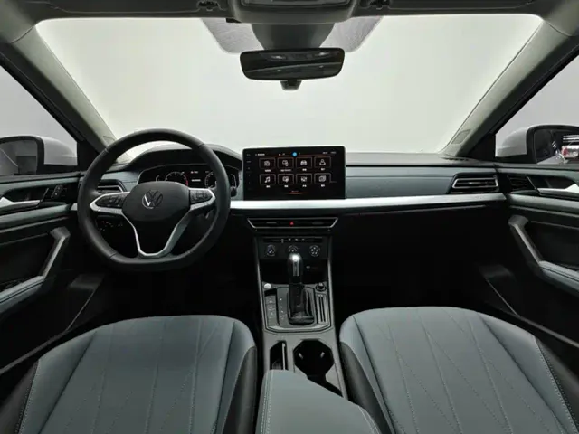 Volkswagen Lavida — Фото автомобиля 4