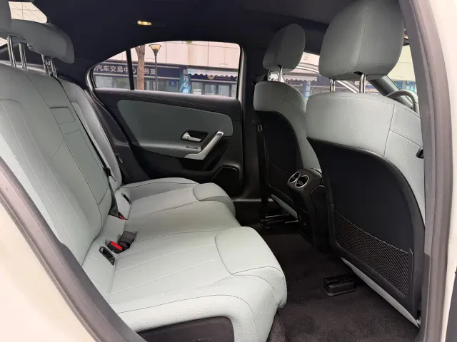 Mercedes-Benz A-Class — Фото автомобиля 12