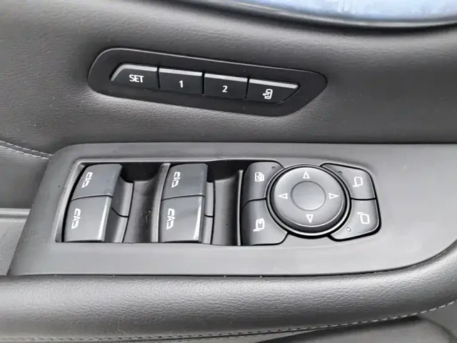 Buick Enclave — Фото автомобиля 9