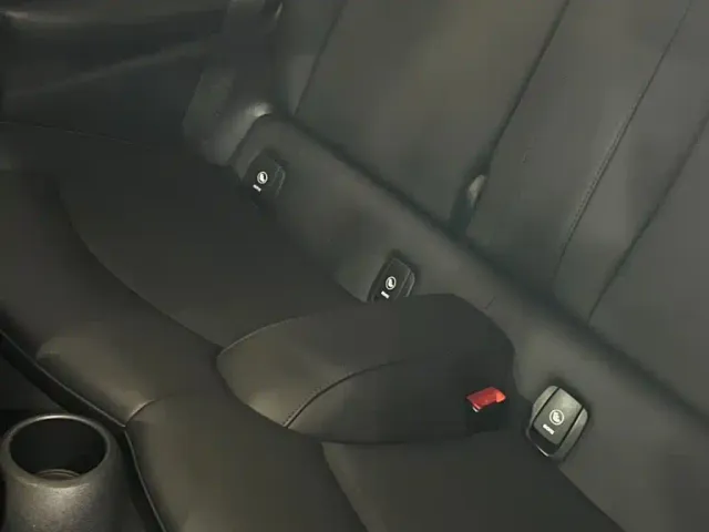 MINI Hatch — Фото автомобиля 6