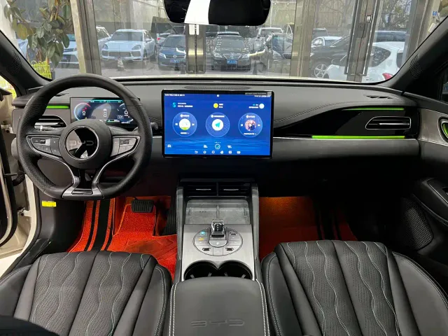 BYD Seal 06 — Фото автомобиля 12