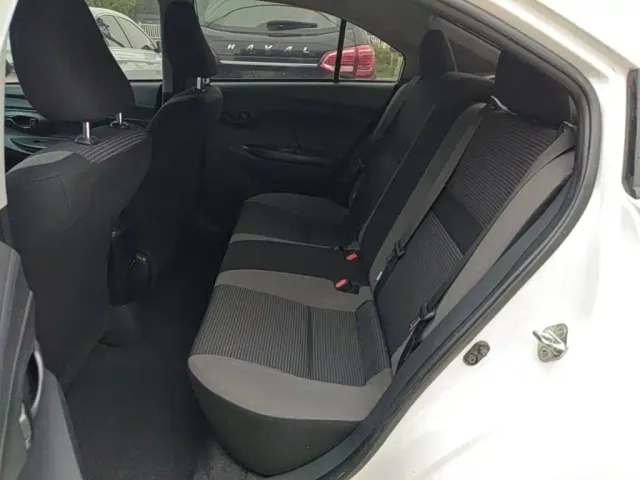 Toyota Vios — Фото автомобиля 16