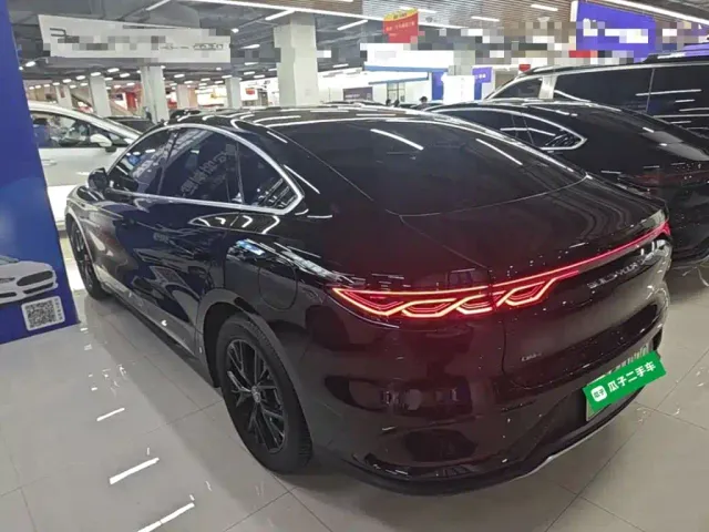 BYD Han — Фото автомобиля 4