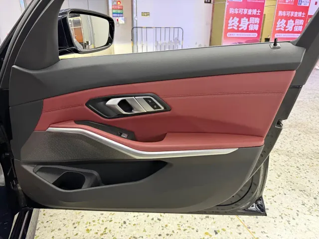 BMW 3 Series — Фото автомобиля 16