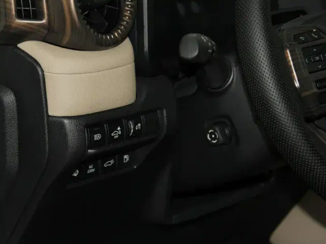 Toyota Prado — Фото автомобиля 25