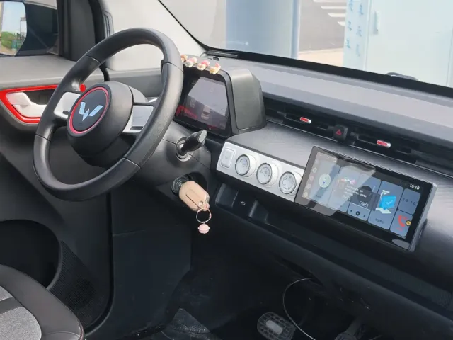 Wuling Hongguang Mini EV — Фото автомобиля 14