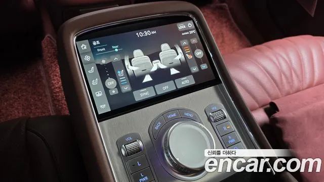 Genesis G90 Бензин 3.5 турбо AWD — Фото автомобиля 25