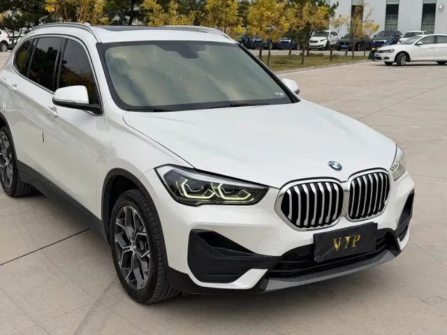 BMW X1 — Фото автомобиля 3