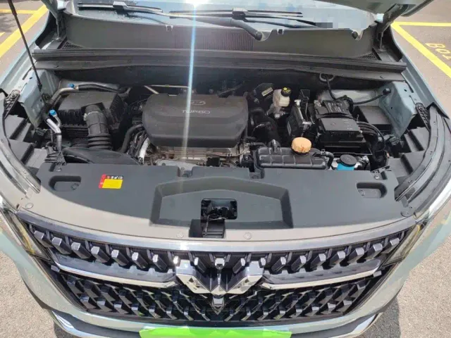 Wuling Asta — Фото автомобиля 10