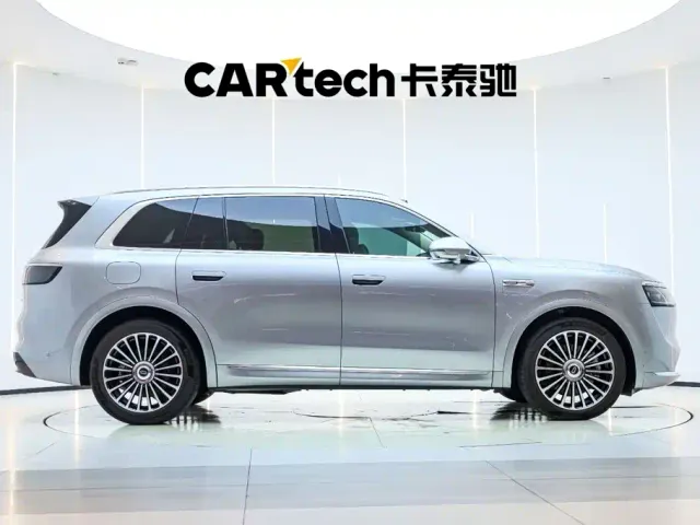 Aito M8 — Фото автомобиля 4