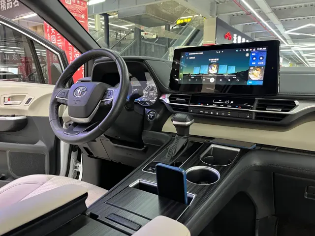 Toyota Granvia — Фото автомобиля 9