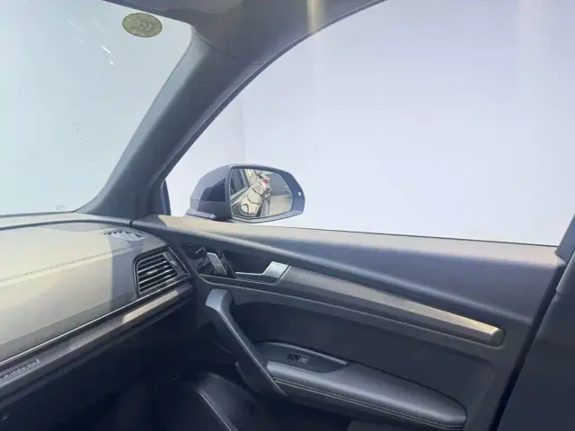 Audi Q5L — Фото автомобиля 13