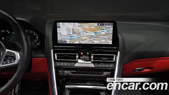 BMW 8 Series G15 — Фото автомобиля 19