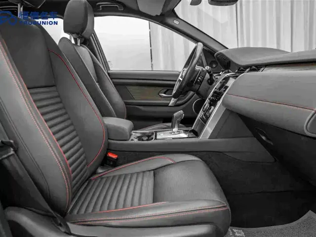 Land Rover Discovery Sport — Фото автомобиля 15