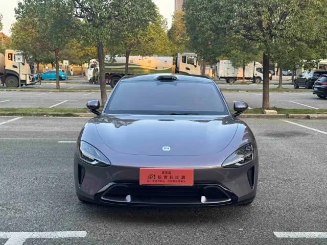 Xiaomi SU7 — Фото автомобиля 2