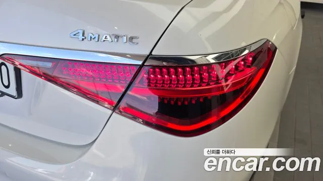 Mercedes-Benz S-Class — Фото автомобиля 23