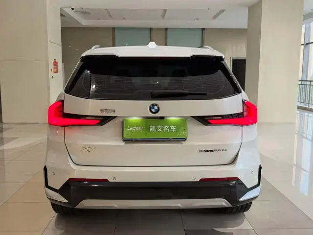 BMW X1 — Фото автомобиля 12