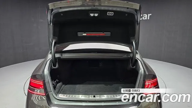 Genesis G90 Бензин 3.5 Turbo 2WD — Фото автомобиля 29