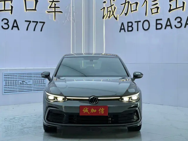 Volkswagen Golf — Фото автомобиля 2