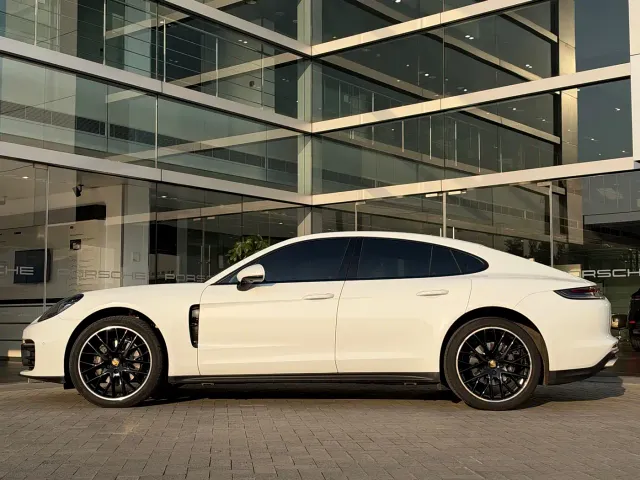 Porsche Panamera — Фото автомобиля 6