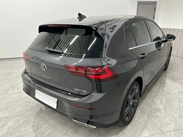 Volkswagen Golf — Фото автомобиля 4