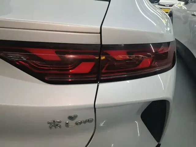 BYD Song L EV — Фото автомобиля 7