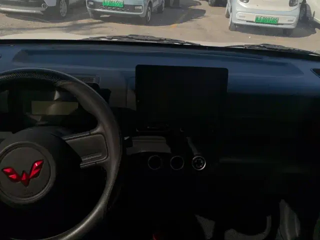 Wuling Zhiguang NEV — Фото автомобиля 13