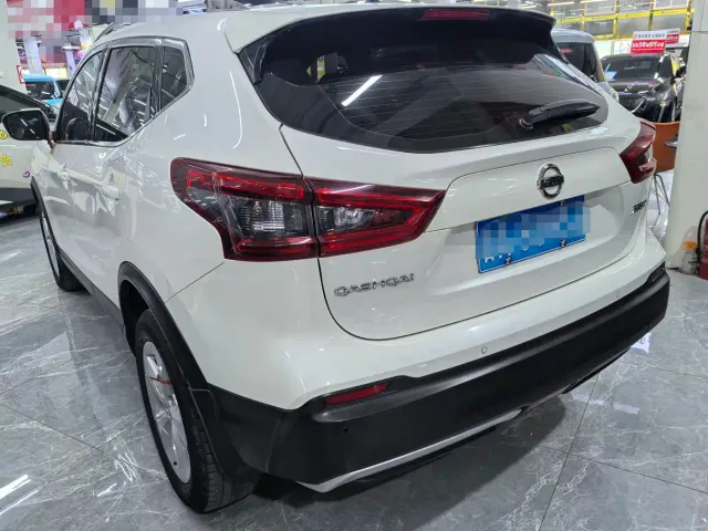 Nissan Qashqai — Фото автомобиля 4