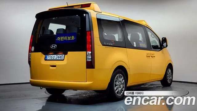Hyundai Staria — Фото автомобиля 2