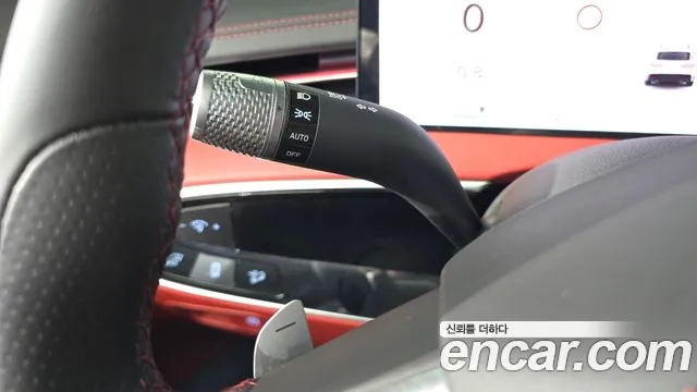 Genesis GV70 2.5T Бензин 2WD — Фото автомобиля 27