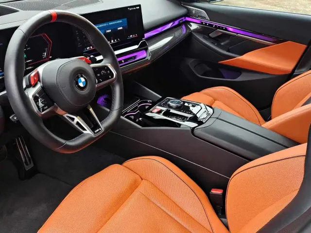 BMW M5 — Фото автомобиля 9
